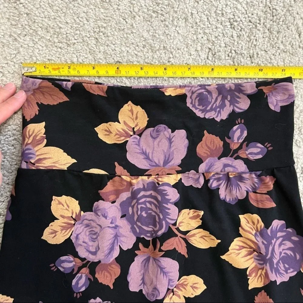 Aritzia Talula Floral High Waist Bodycon Pull On Mini Skirt - Picture 6 of 10